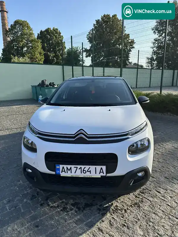 Citroen C3 2018, фото з оголошення 2 з 16, VIN VF7SXHMZ6JT644928