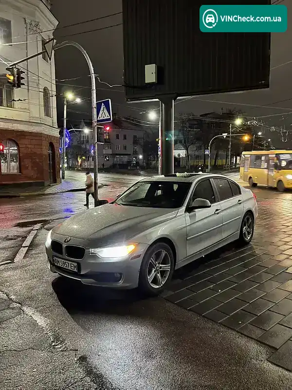 BMW 3 Series 2014, фото з оголошення 2 з 20, VIN WBA3B1C56EP680355