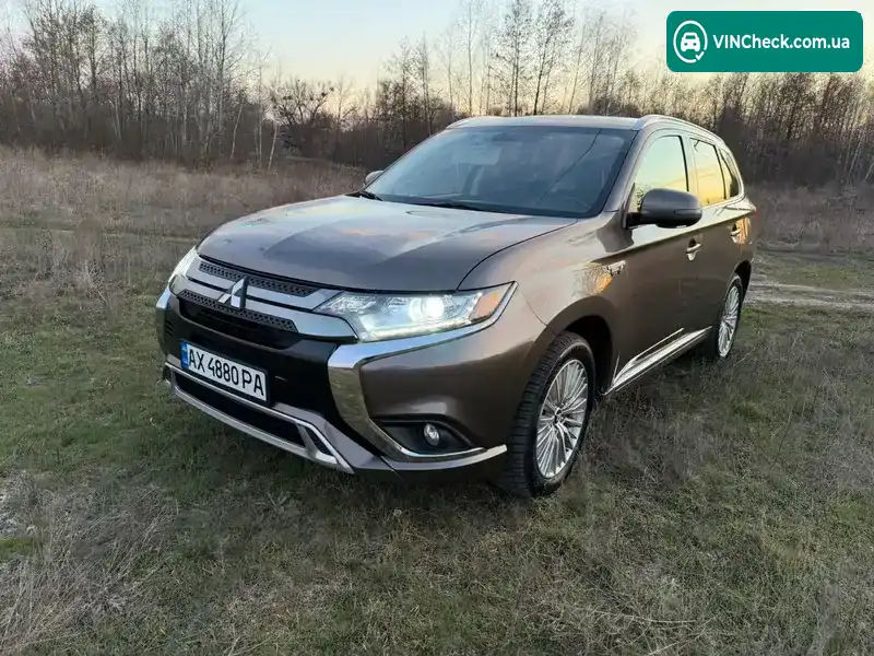 Mitsubishi Outlander 2019, фото з оголошення 1 з 11, VIN JA4J24A52KZ611141