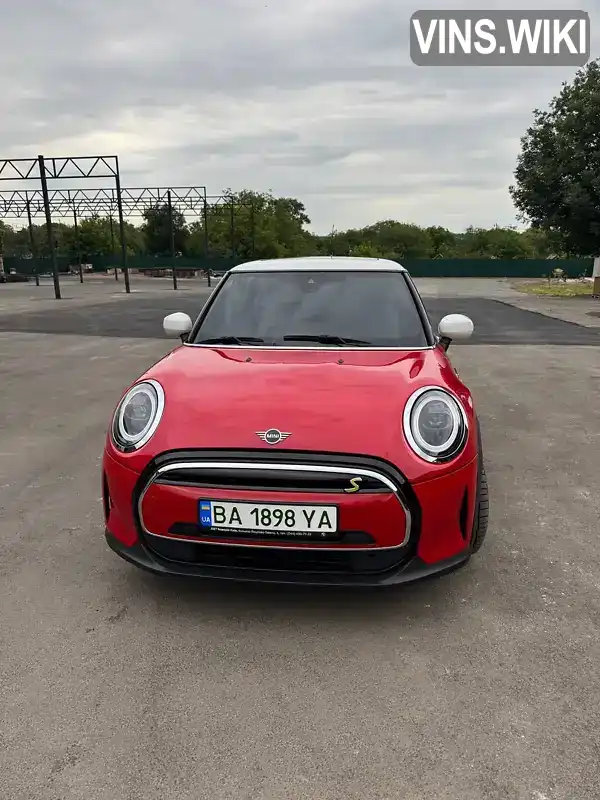 MINI Electric 2022, фото з оголошення 2 з 21, VIN WMW13DJ05P2T85763