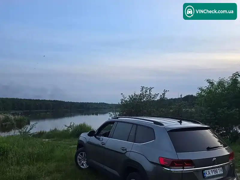 Volkswagen Atlas 2021, фото з оголошення 2 з 4, VIN 1V2GP2CA2MC575830