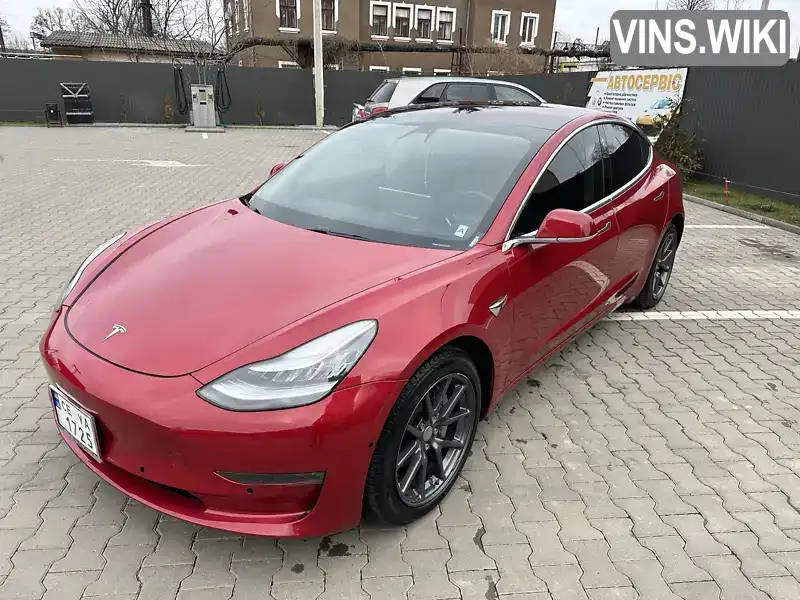 Tesla Model 3 2018, фото з оголошення 1 з 21, VIN 5YJ3E1EB6JF069535
