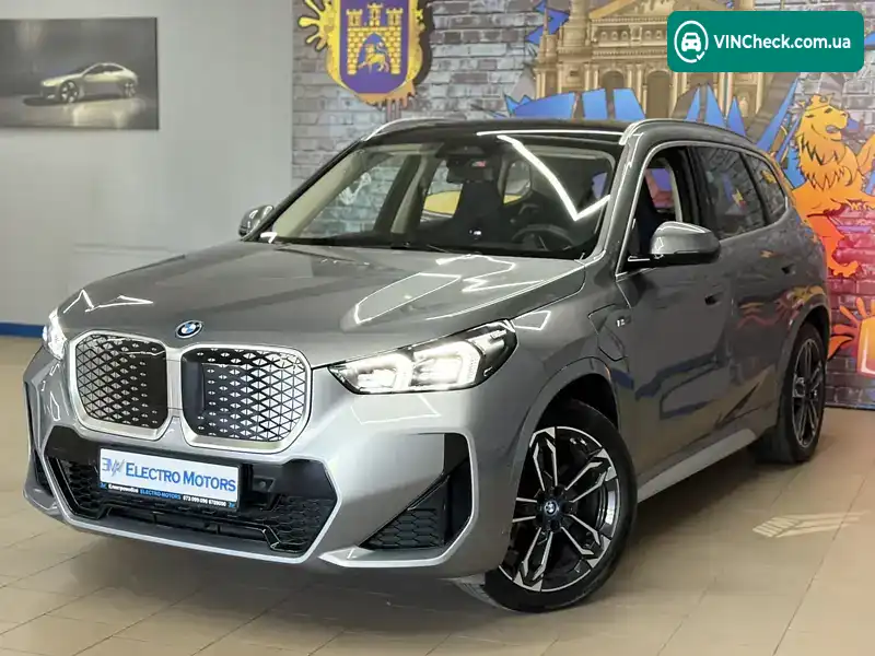 BMW iX1 2023, фото з оголошення 2 з 18, VIN LBV51FX08RM726929