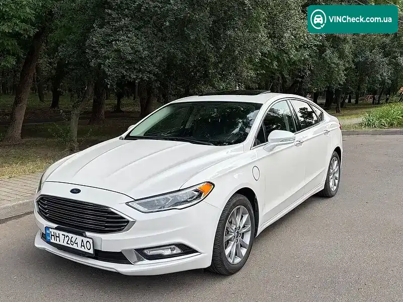 Ford Fusion 2017, фото з оголошення 2 з 11, VIN 3FA6P0PU6HR352693