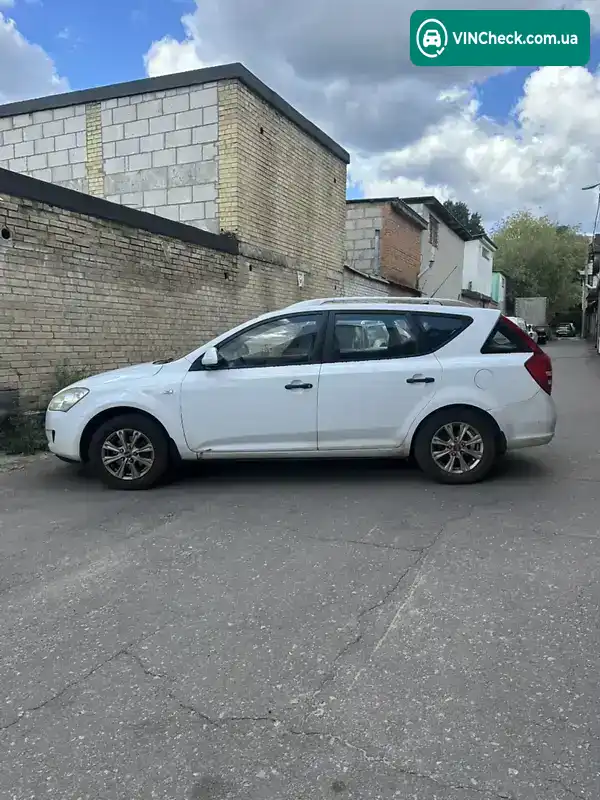 Kia Ceed 2008, фото з оголошення 2 з 18, VIN Y6LFF52228L007255