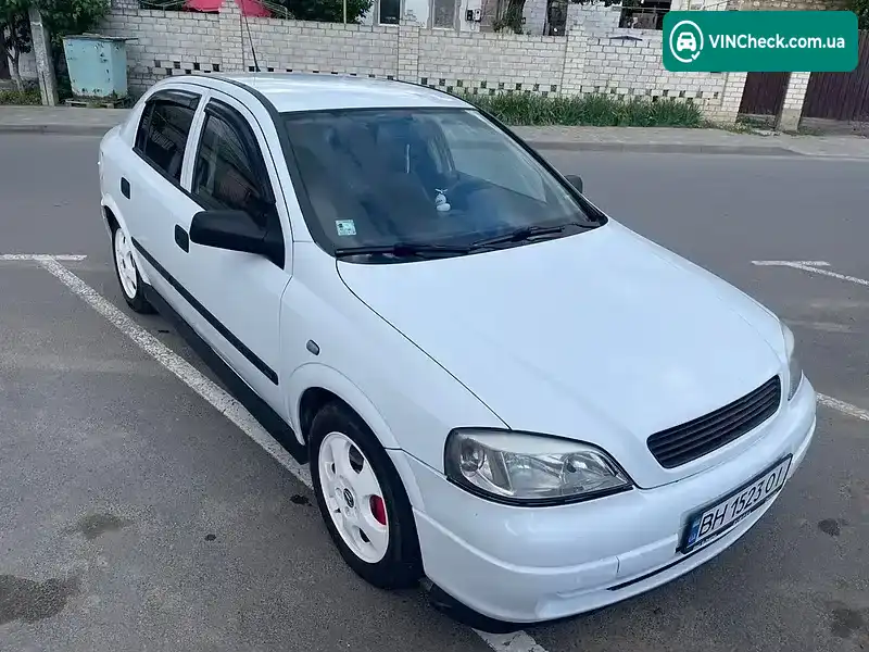 Opel Astra 2000, фото з оголошення 2 з 21, VIN W0L0TGF48Y5276752