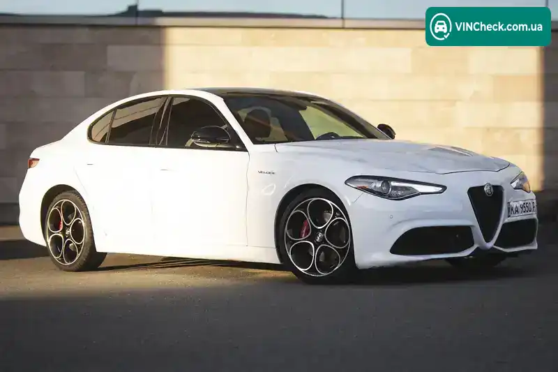Alfa Romeo Giulia 2022, фото з оголошення 2 з 21, VIN ZARFAMBN9P7669608