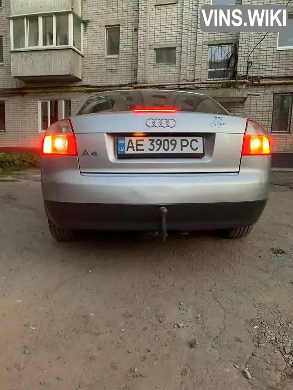 Audi A4 2002, фото з оголошення 2 з 7, VIN WAUZZZ8E02A199479