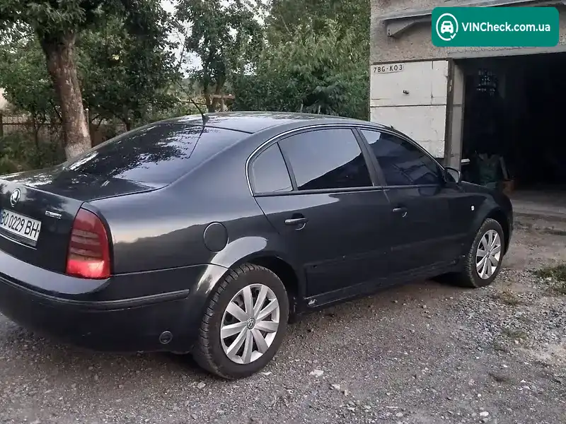 Skoda Superb 2005, фото з оголошення 1 з 18, VIN TMBDL23U56B046438