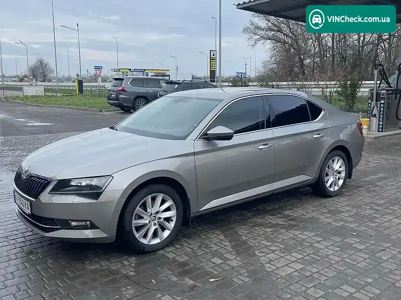 Skoda Superb 2017, фото з оголошення 2 з 16, VIN TMBAL8NP9JB300187
