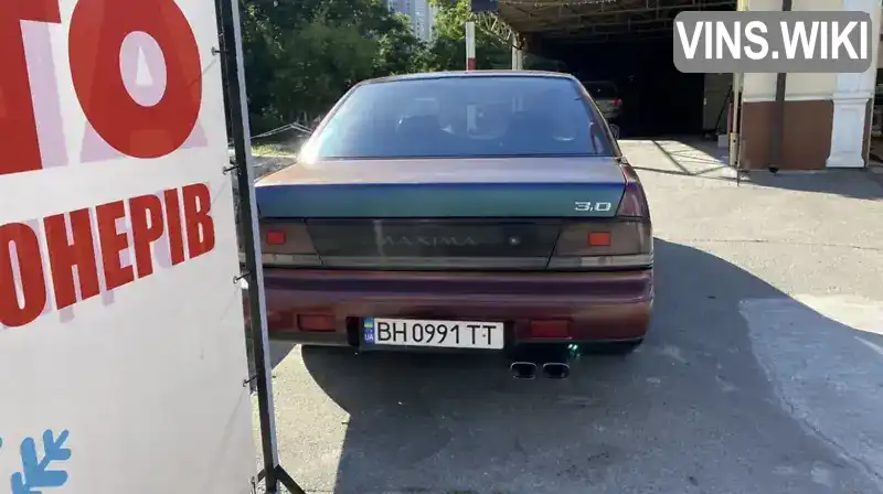 Nissan Maxima 1992, фото з оголошення 2 з 6, VIN JN100HJ30U0200298