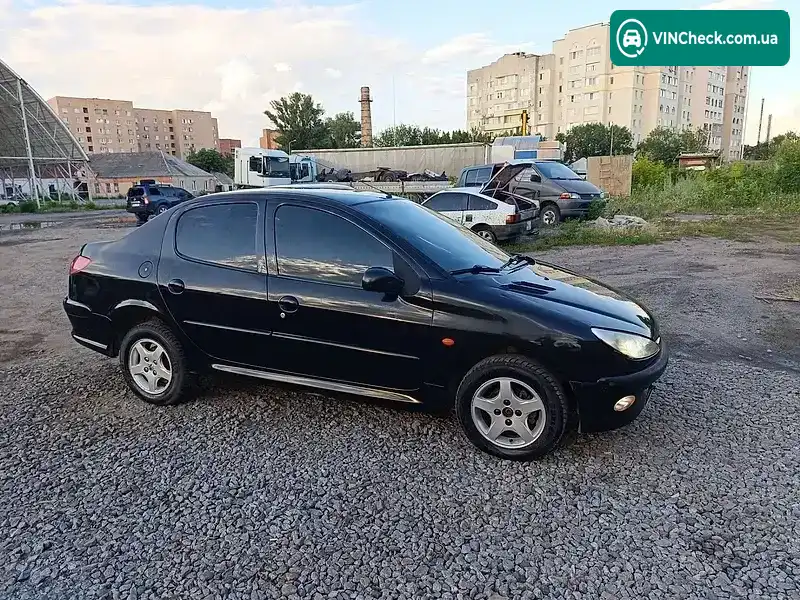 Peugeot 206 2007, фото з оголошення 2 з 9, VIN VF32BKFWA72774037