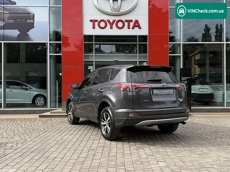 Toyota RAV4 2017, фото з оголошення 2 з 20, VIN JTMRDREV70J030028