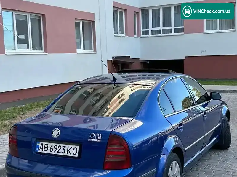 Skoda Superb 2003, фото з оголошення 2 з 20, VIN TMBBU63U939017751