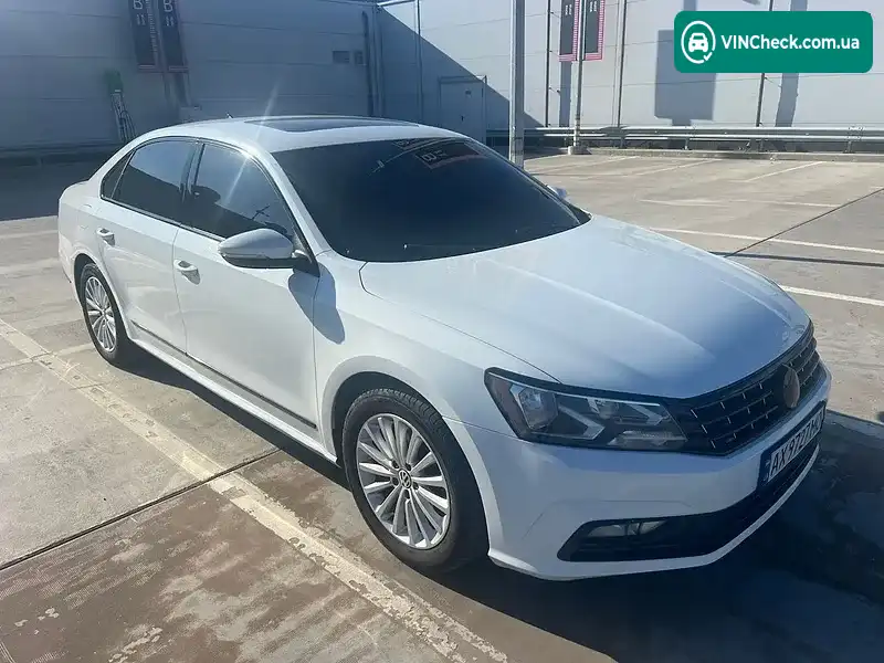 Volkswagen Passat 2016, фото з оголошення 2 з 20, VIN 1VWBT7A31HC030231