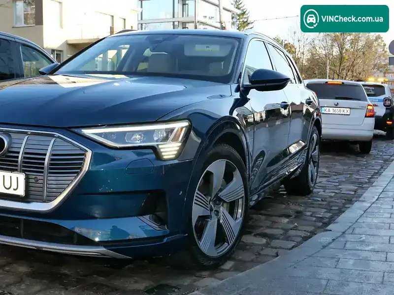 Audi e-tron 2019, фото з оголошення 2 з 19, VIN WA1LAAGE8KB010911