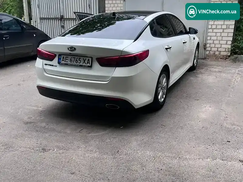 Kia Optima 2016, фото з оголошення 2 з 13, VIN KNAGT4L39G5102510