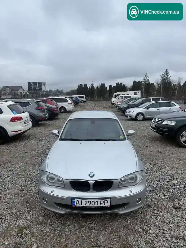 BMW 1 Series 2004, фото з оголошення 1 з 15, VIN WBAUF51020JS56983