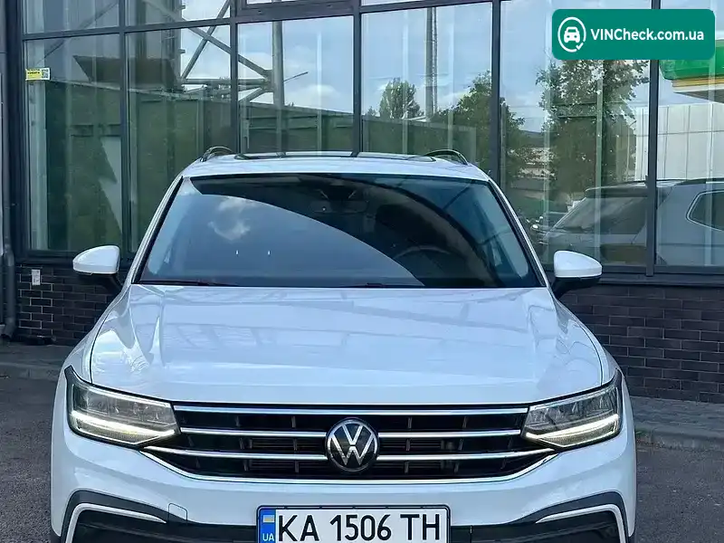 Volkswagen Tiguan 2021, фото з оголошення 2 з 18, VIN 3VV2B7AX2NM027908
