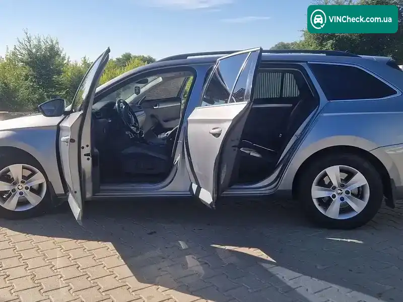 Skoda Superb 2016, фото з оголошення 2 з 20, VIN TMBJG7NP6G7040745