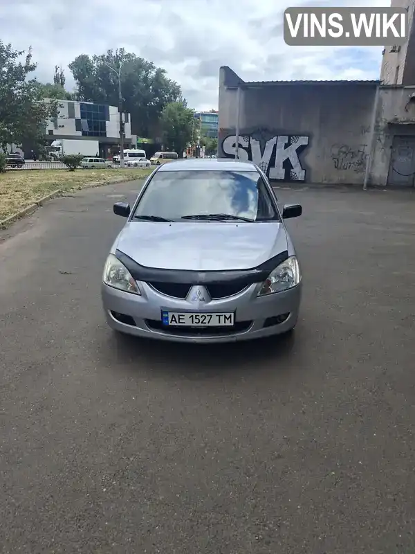 Mitsubishi Lancer 2004, фото з оголошення 1 з 10, VIN JMBSNCS3A5U002421