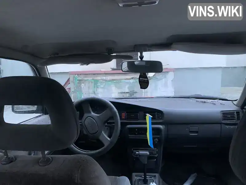 Mazda 626 1989, фото з оголошення 2 з 10, VIN JMZGD12C201277563