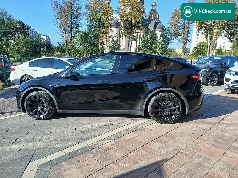 Tesla Model Y 2020, фото з оголошення 2 з 14, VIN 5YJYGDEE8LF052301