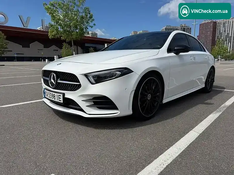 Mercedes-Benz A-Class 2018, фото з оголошення 1 з 20, VIN WDD3G4EB5KW006201