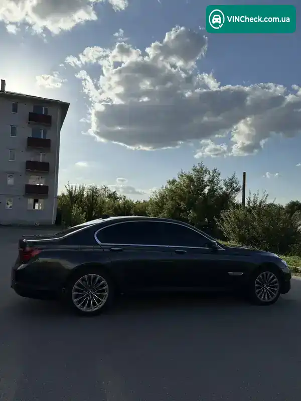 BMW 7 Series 2012, фото з оголошення 2 з 19, VIN WBAYC41030DZ73850