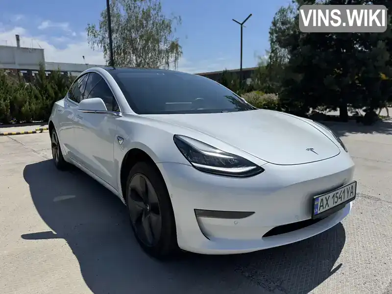 Tesla Model 3 2020, фото з оголошення 2 з 21, VIN 5YJ3E1EB1LF787206