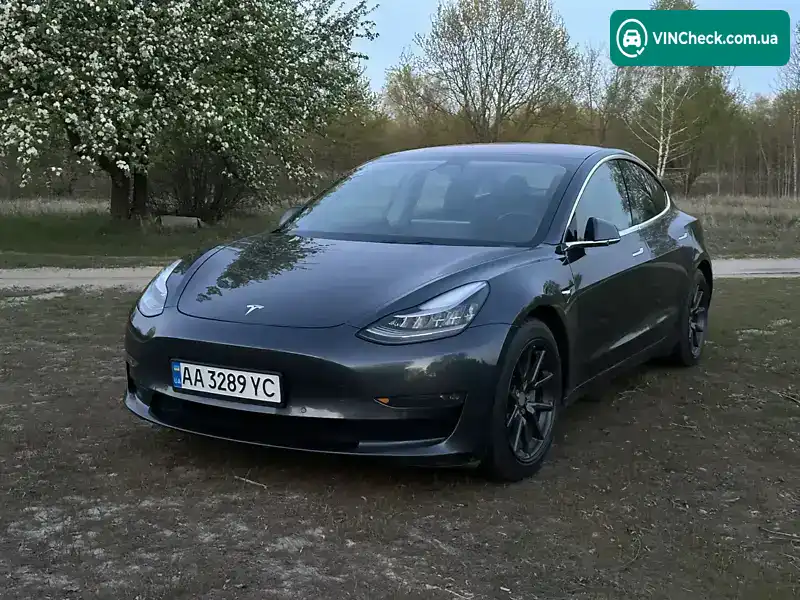 Tesla Model 3 2018, фото з оголошення 2 з 21, VIN 5YJ3E1EB9JF073658