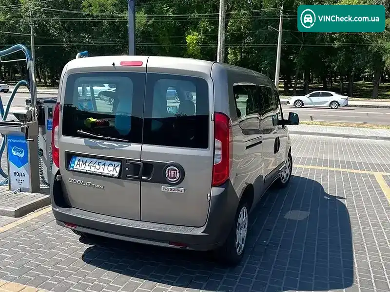 Fiat Doblo 2018, фото з оголошення 2 з 6, VIN ZFA26300006L97531