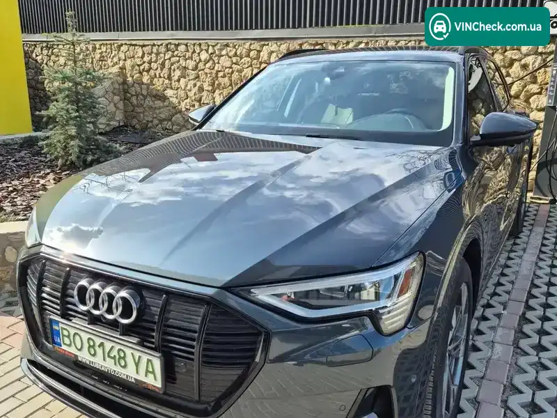 Audi e-tron 2021, фото з оголошення 1 з 21, VIN WA1AAAGE7NB006506