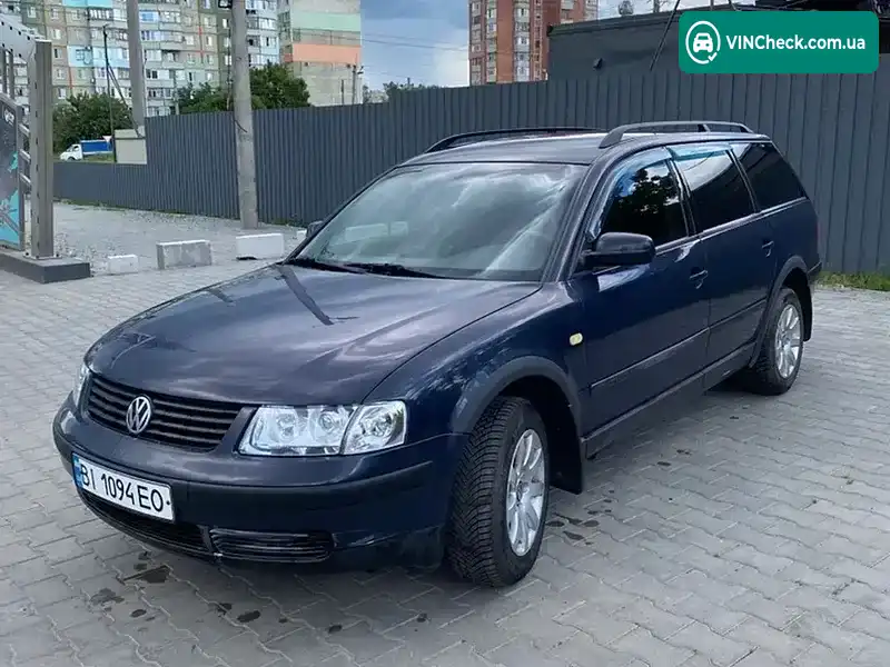 Volkswagen Passat 1999, фото з оголошення 2 з 13, VIN WVWZZZ3BZXE280005