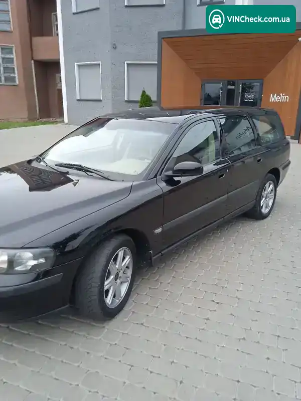Volvo V70 2003, фото з оголошення 1 з 16, VIN YV1SW799942415345