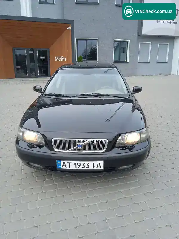 Volvo V70 2003, фото з оголошення 2 з 16, VIN YV1SW799942415345