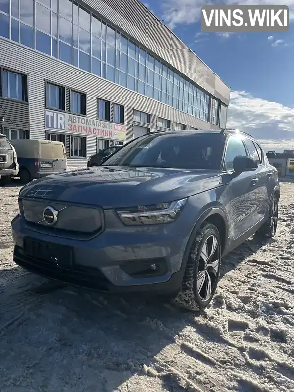 Volvo XC40 2020, фото з оголошення 2 з 12, VIN YV1XZEDVEM2504799