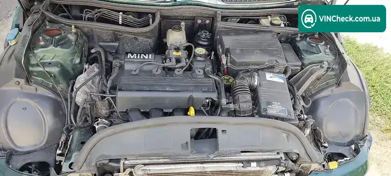 MINI Hatch 2005, фото з оголошення 1 з 12, VIN WMWRC33575TJ69541