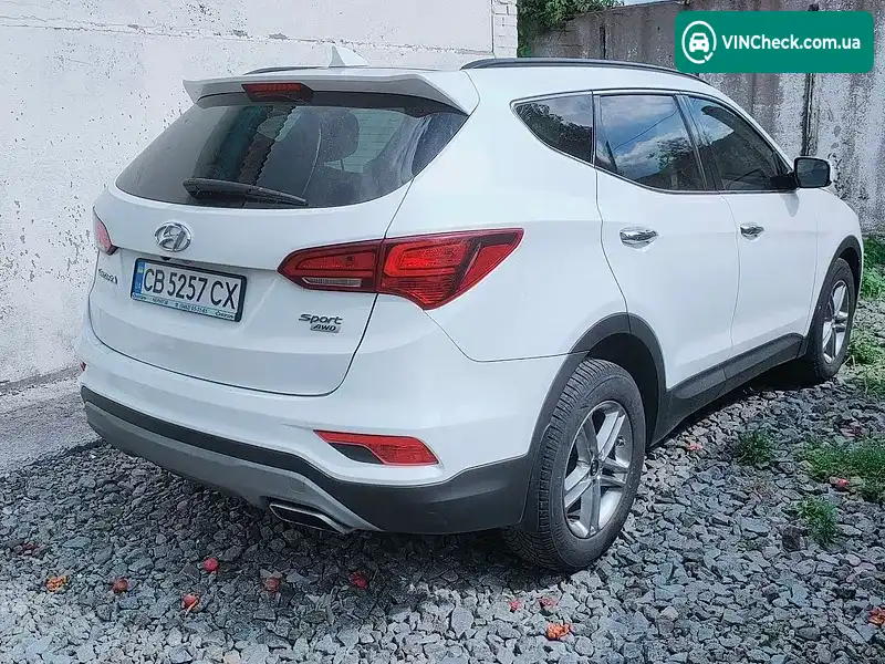 Hyundai Santa FE 2017, фото з оголошення 2 з 9, VIN 5NMZUDLB2HH048868