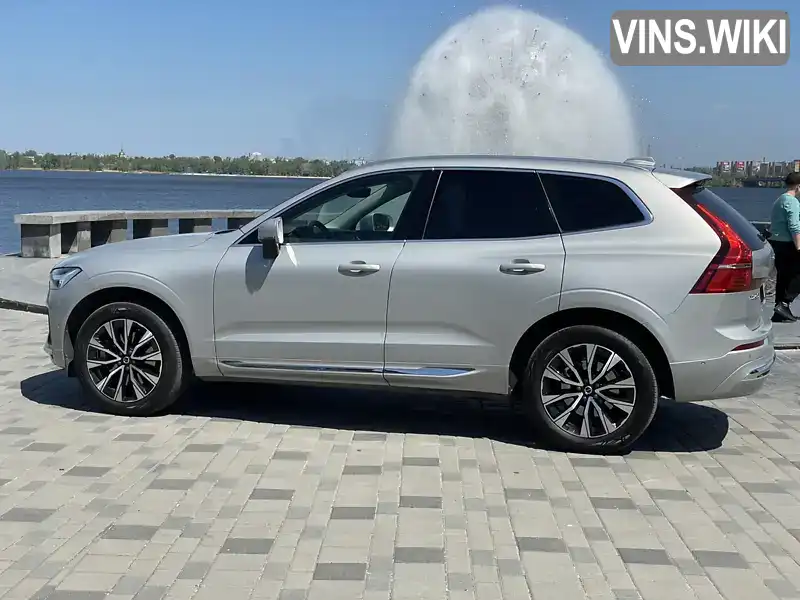 Volvo XC60 2023, фото з оголошення 2 з 21, VIN YV1UZL1V0P1363075