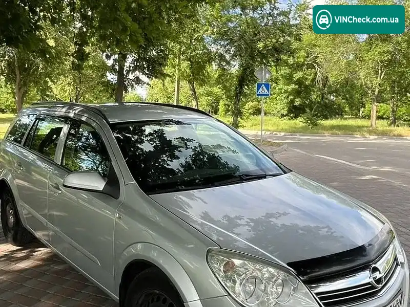 Opel Astra 2009, фото з оголошення 2 з 12, VIN W0L0AHL3592056723