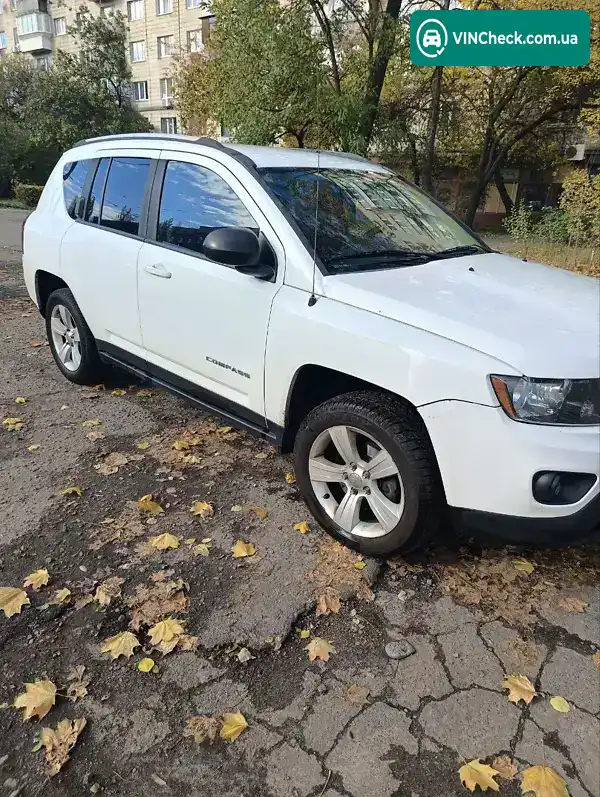 Jeep Compass 2016, фото з оголошення 1 з 16, VIN 1C4NJCBA0GD743836