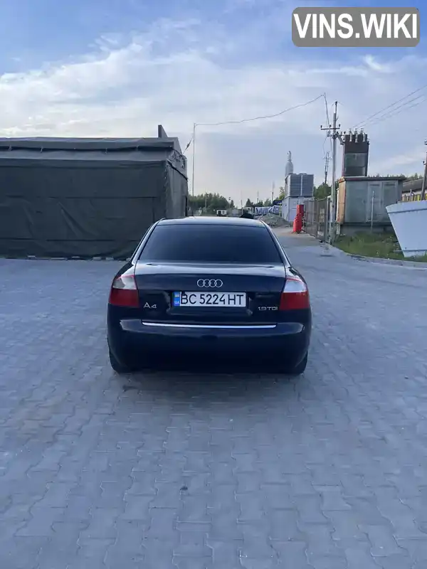 Audi A4 2002, фото з оголошення 2 з 19, VIN WAUZZZ8E52A223324