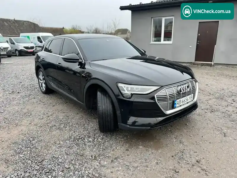 Audi e-tron 2020, фото з оголошення 2 з 20, VIN WAUZZZGE4MB015384