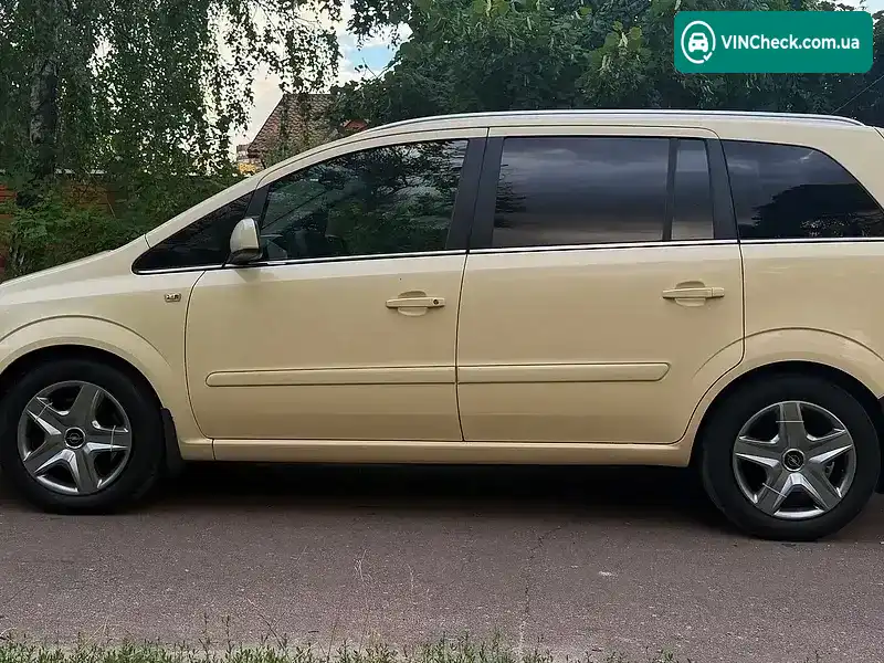 Opel Zafira 2011, фото з оголошення 2 з 20, VIN W0L0AHM75B2079582