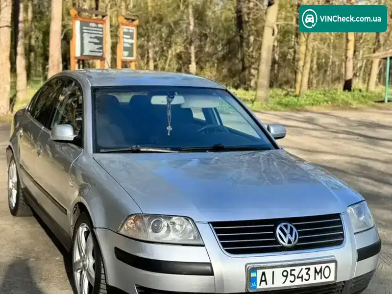 Volkswagen Passat 2000, фото з оголошення 1 з 12, VIN WVWZZZ3BZ2E375460