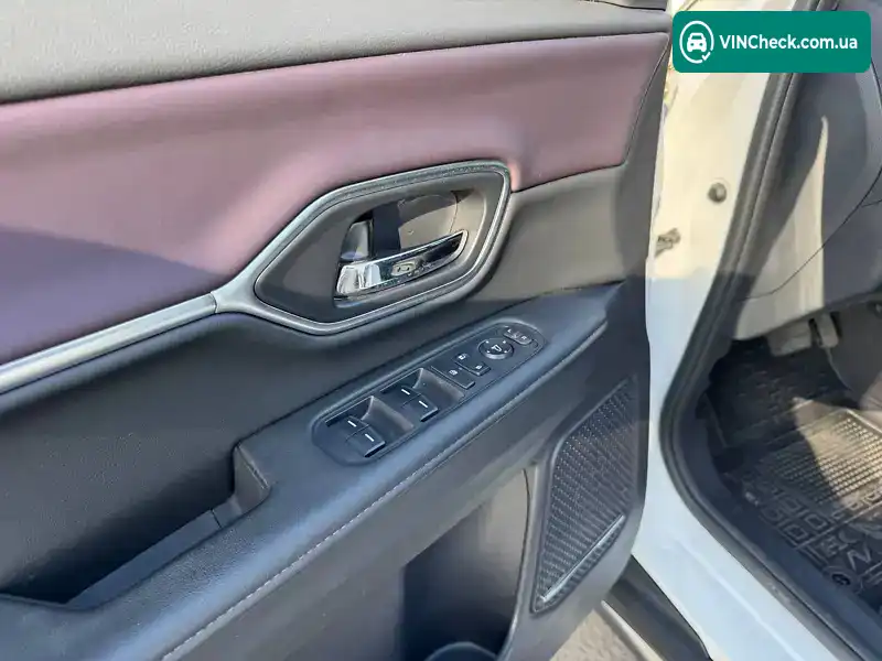 Honda M-NV 2024, фото з оголошення 1 з 17, VIN LVHDH286XR5000630