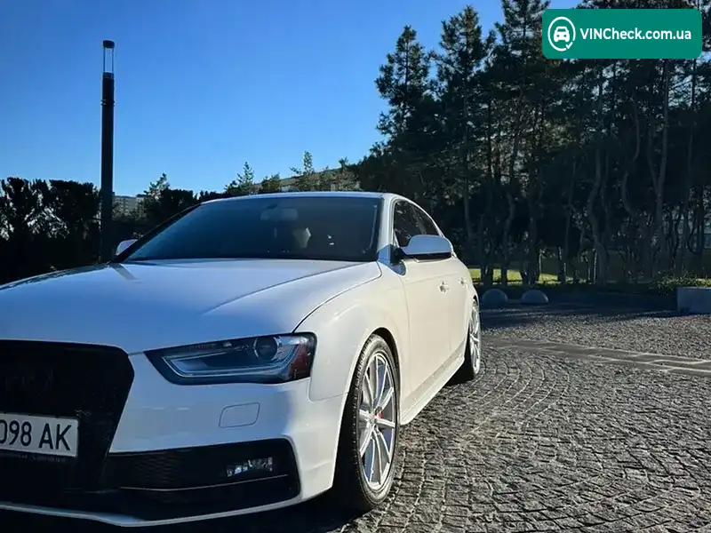 Audi A4 2015, фото з оголошення 1 з 19, VIN WAUBFAFL2GN007170