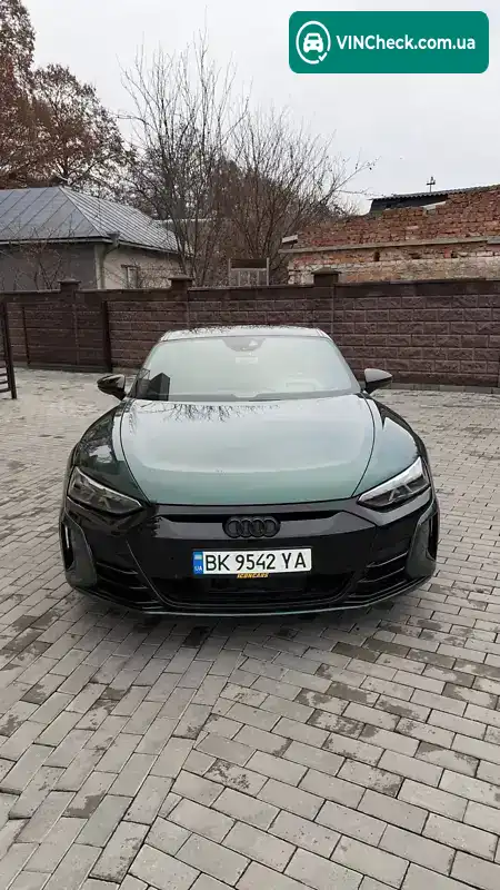 Audi e-tron GT 2021, фото з оголошення 1 з 9, VIN WAUEJBFW6N7000932