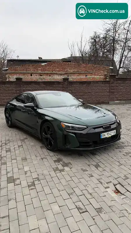 Audi e-tron GT 2021, фото з оголошення 2 з 9, VIN WAUEJBFW6N7000932